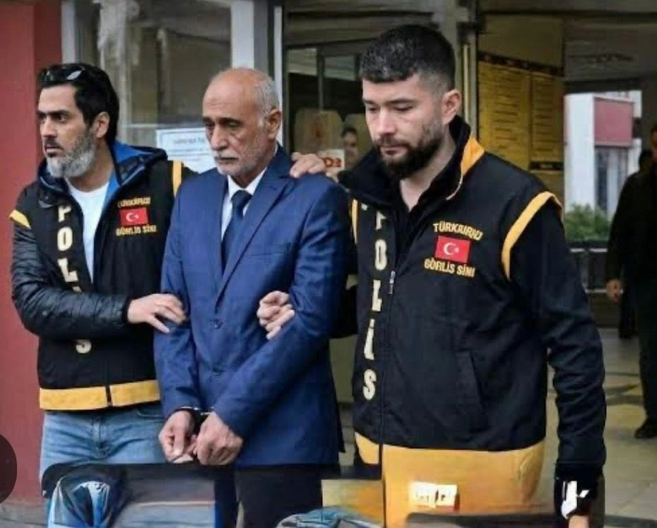 Rezalet Mi Hukuk Mu Atatürk’e Hakaret Davasında Beraat Kararı Ortalığı Karıştırdı