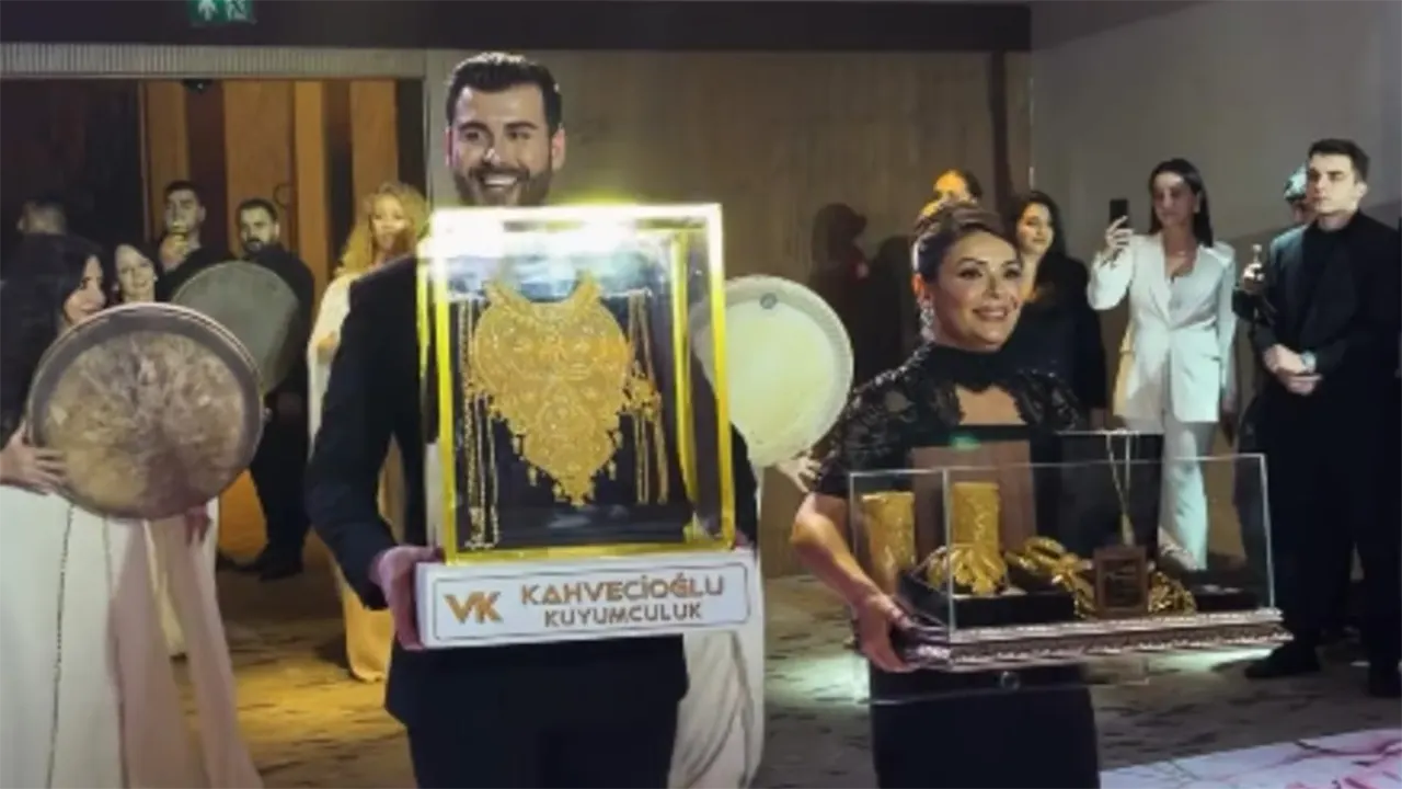 Kilosu Kadar Altın Takılan Gelin Çağla Öz’ün Lüks Düğünü Sosyal Medyayı Salladı 2