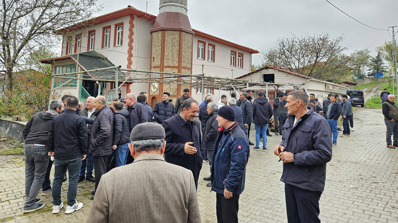 Kınıkdeliler’de Yağmur Ve Şükür Duası Geniş Katılımla Gerçekleştirildi 7