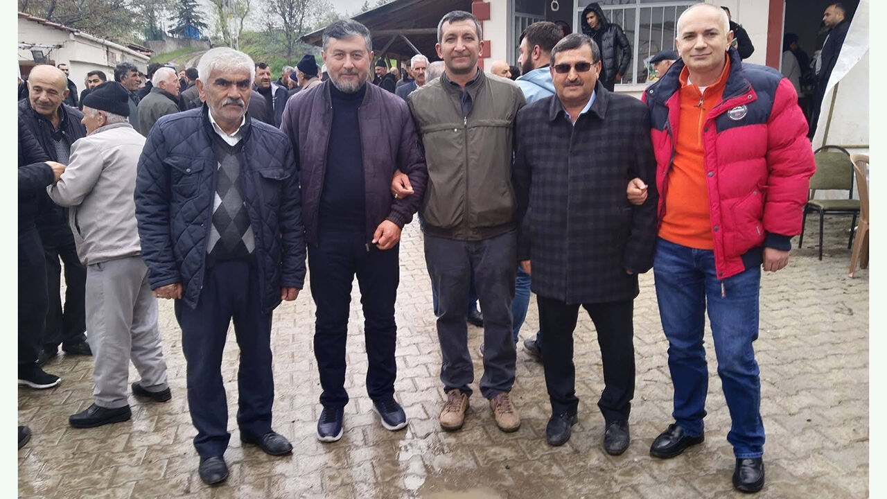 Kınıkdeliler’de Yağmur Ve Şükür Duası Geniş Katılımla Gerçekleştirildi