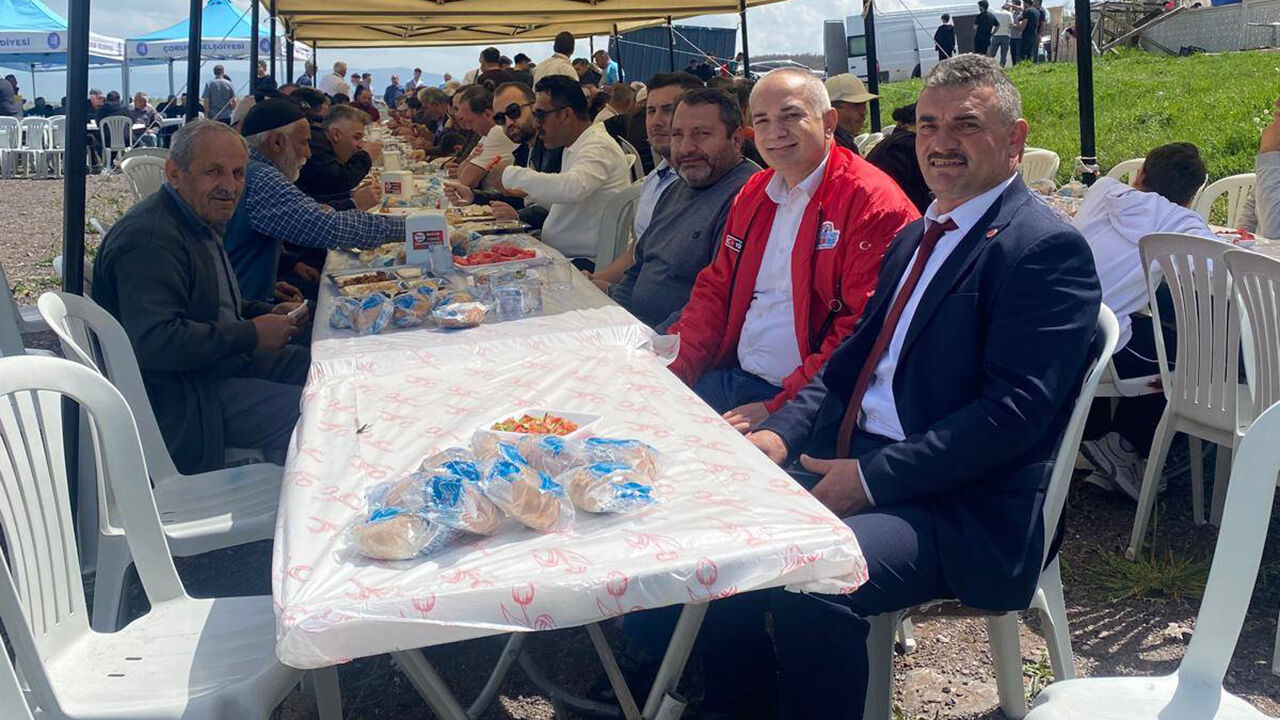 Saraylı Köyünde Eller Semaya Açıldı Yağmur Ve Şükür Duasına Yoğun Katılım 8