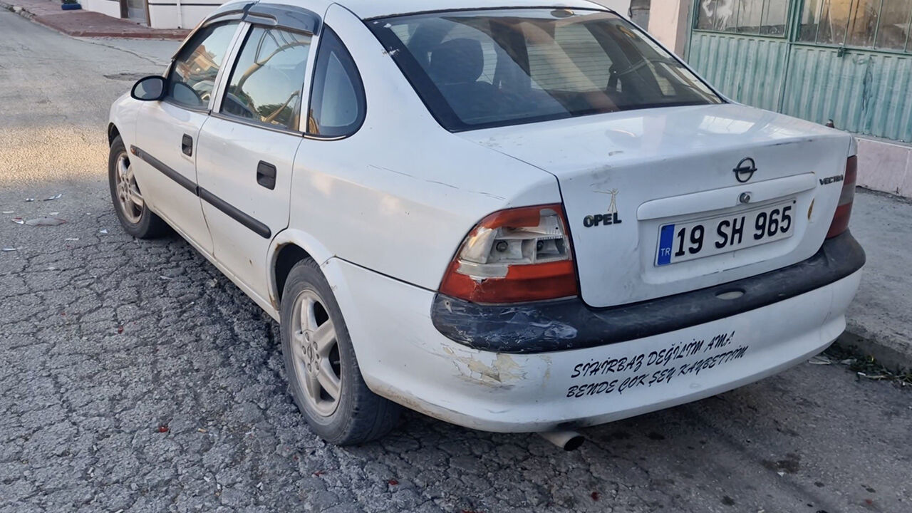 A W733863 04