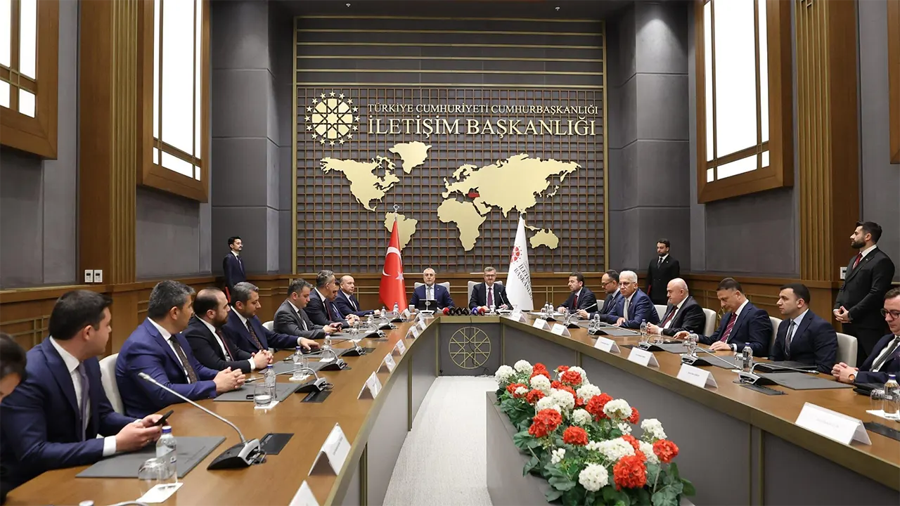 Gazeteci Olmak Isteyen Gençlere Büyük Fırsat İşkur Ve Bi̇k Iş Birliği Protokolünü Imzaladı 2