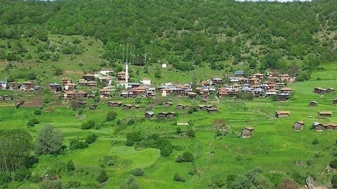 Corumun Kargi Ilcesine Bagli Yagcilar Koyu 14 Gun 1600952445204