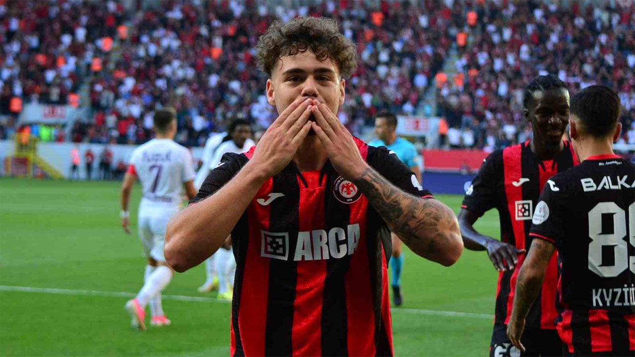 Corumfk Borza