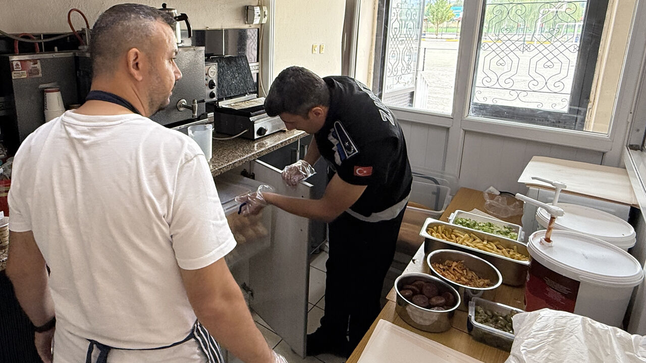 Zabıtadan Okul Kantinlerine Sıkı Denetim (1) Copy Copy