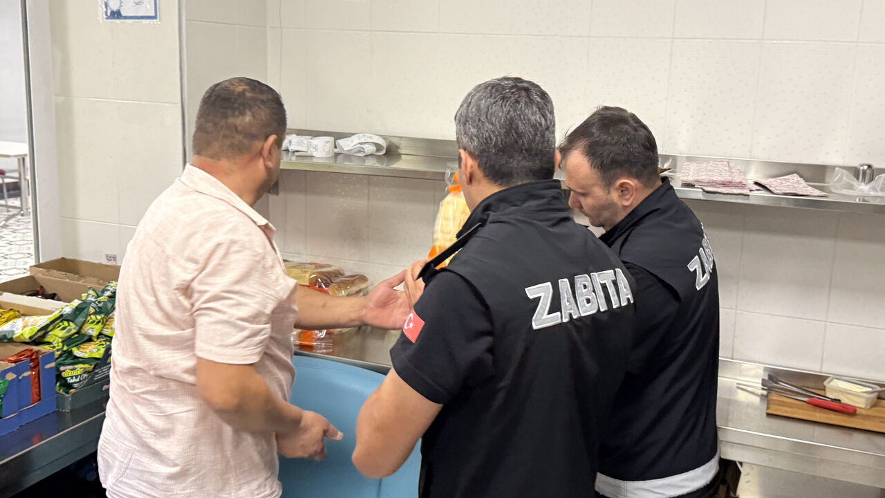Zabıtadan Okul Kantinlerine Sıkı Denetim (2) Copy Copy